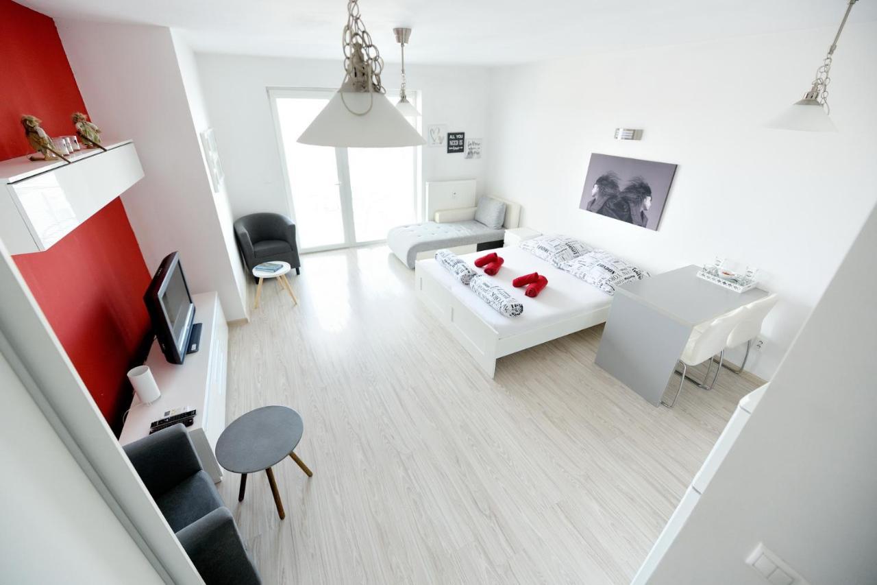 Apartman Centroom Piest'any Eksteriør bilde
